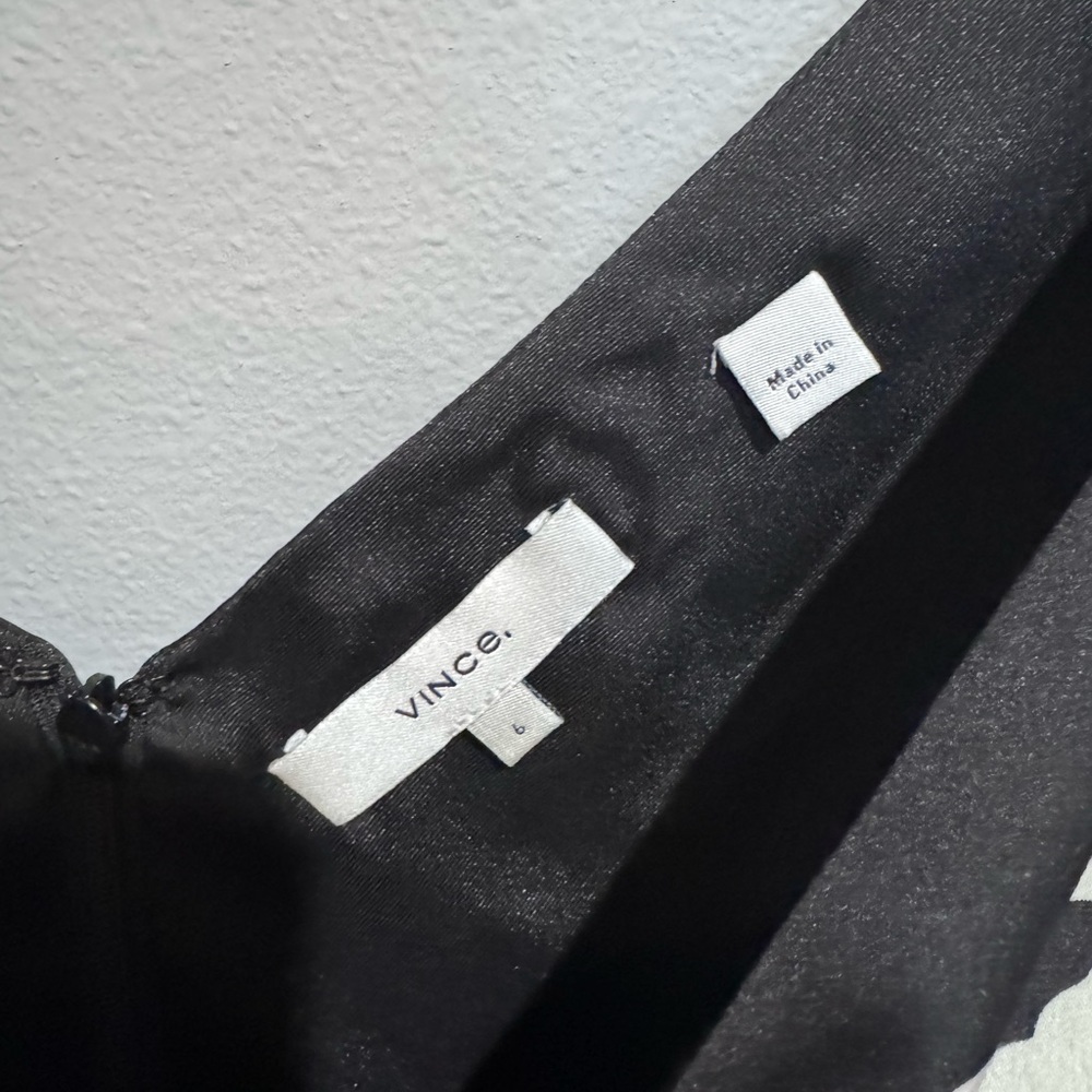 VINCE FLORAL RUCHED MIDI DRESS Size 6 - Picture 6 of 6